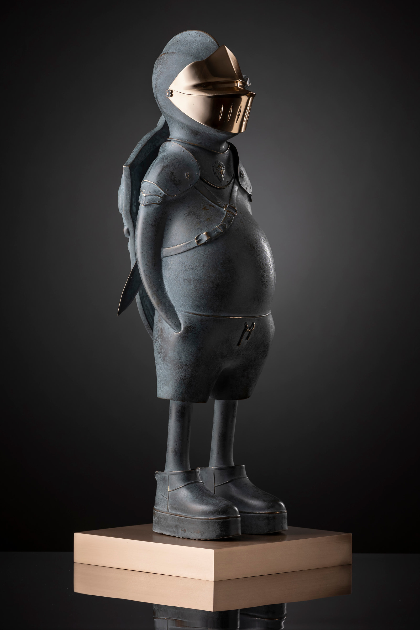 Nite — bronze sculpture by Max Sheika